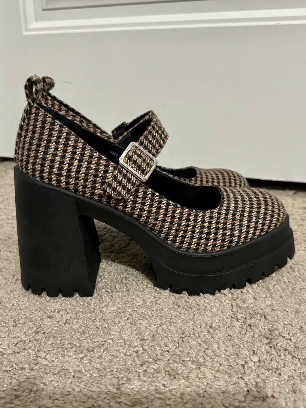 Cool Steve Madden size 6.5 brown plaid platform Mary Jane shoes Orsen new
